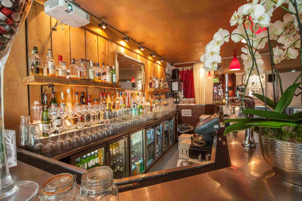 Berkeley Square Classic Hotel