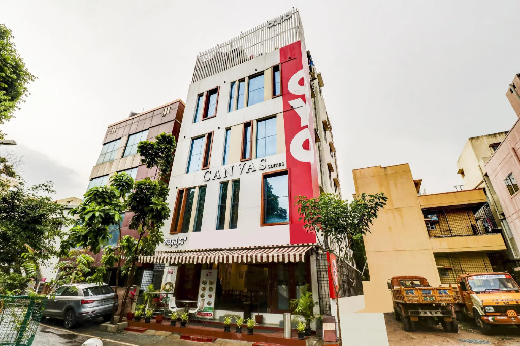 OYO Flagship 14799 NR Residency