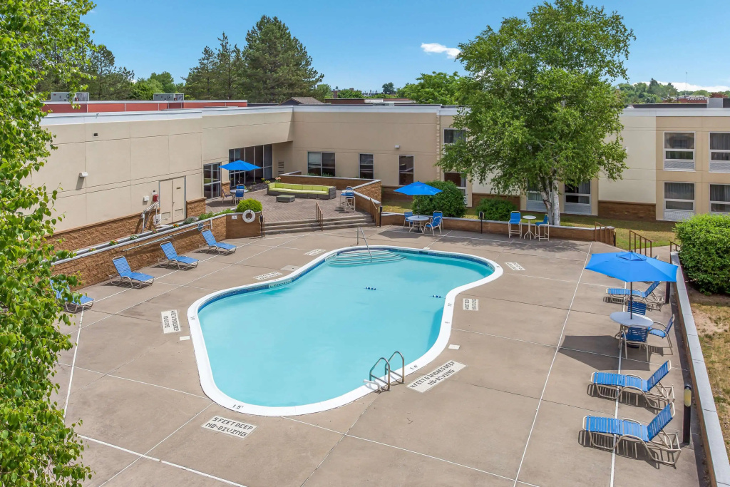 Burrstone Inn, an Ascend Collection Hotel