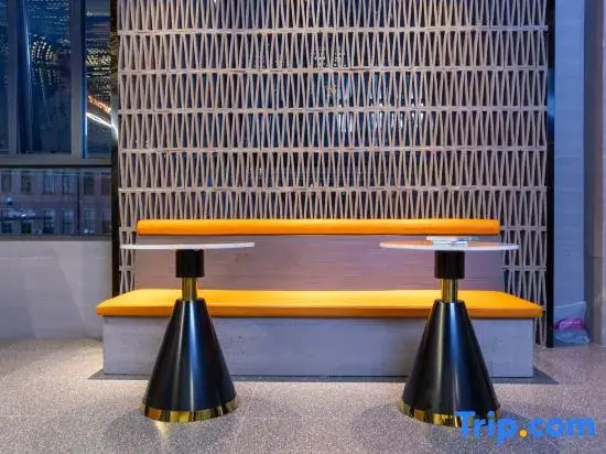 Pengpai Light Luxury Hotel (Chongming Chenjiazhen)