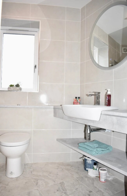 Newly Refurbished 2 Bedroom Apartment in Temple Bar
