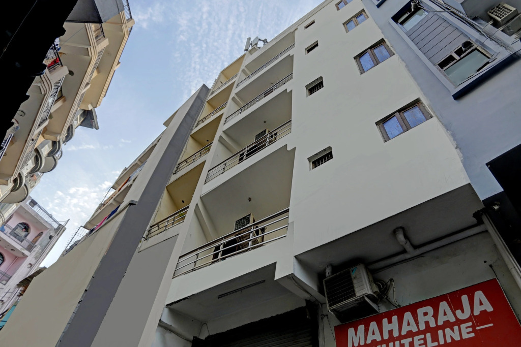 RAJ HOTEL VIP