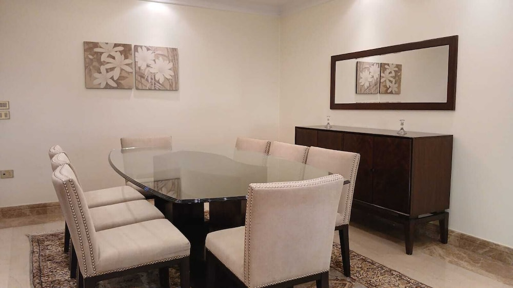 The Nile View 4BDR Apartment