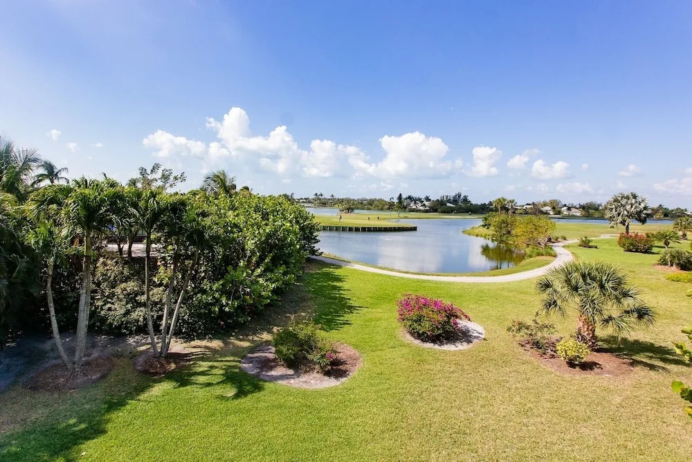 Blue Haven-private Home In The Dunes 3 Bedroom Home