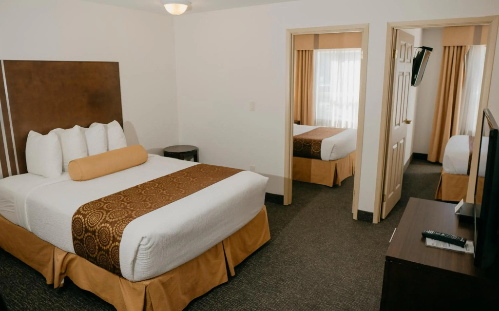 Ramada Golden