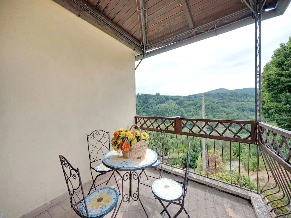 Mansion in Prodo near Lake Bolsena