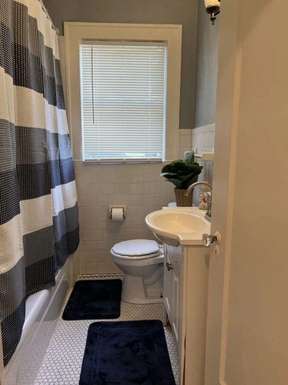 Cozy Downtown 2 Bedroom home