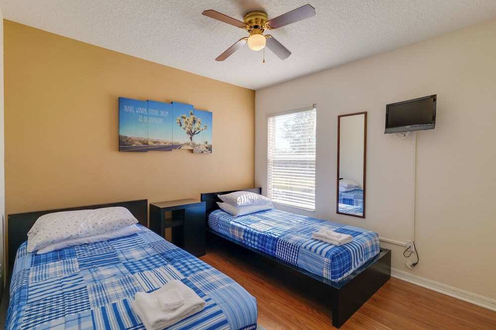 Pool, Spa & Patio! Spacious Villa Near WDW