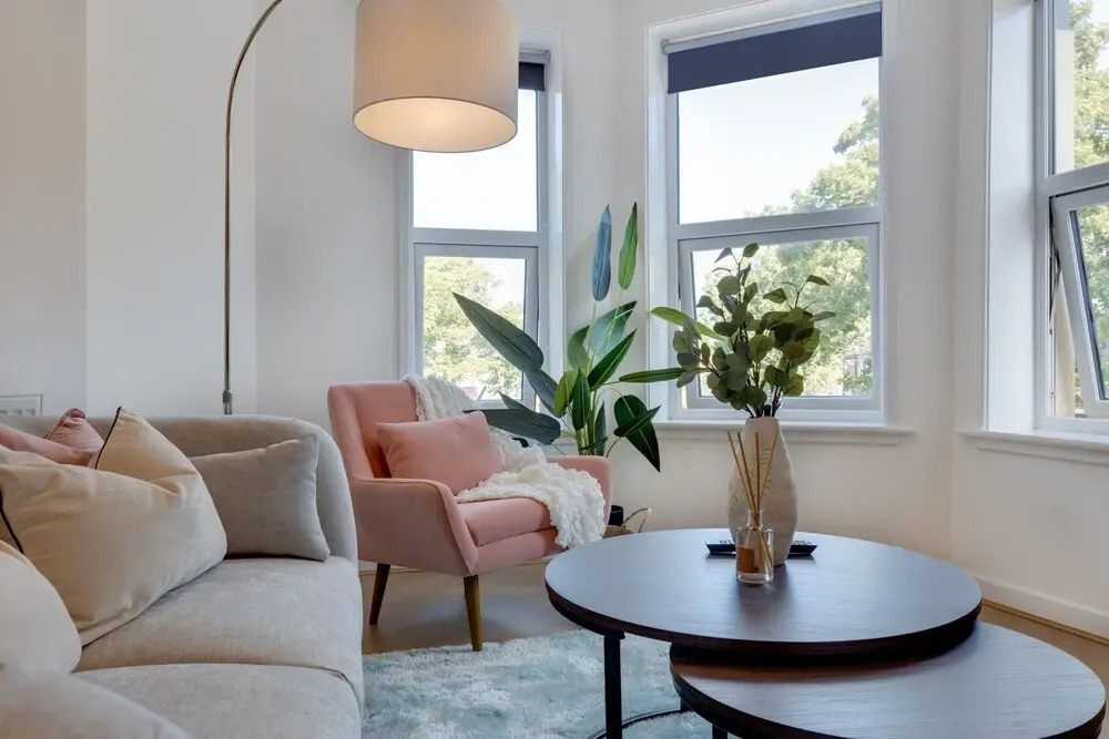 Scarborough 2BR Apt Near Beach & Park