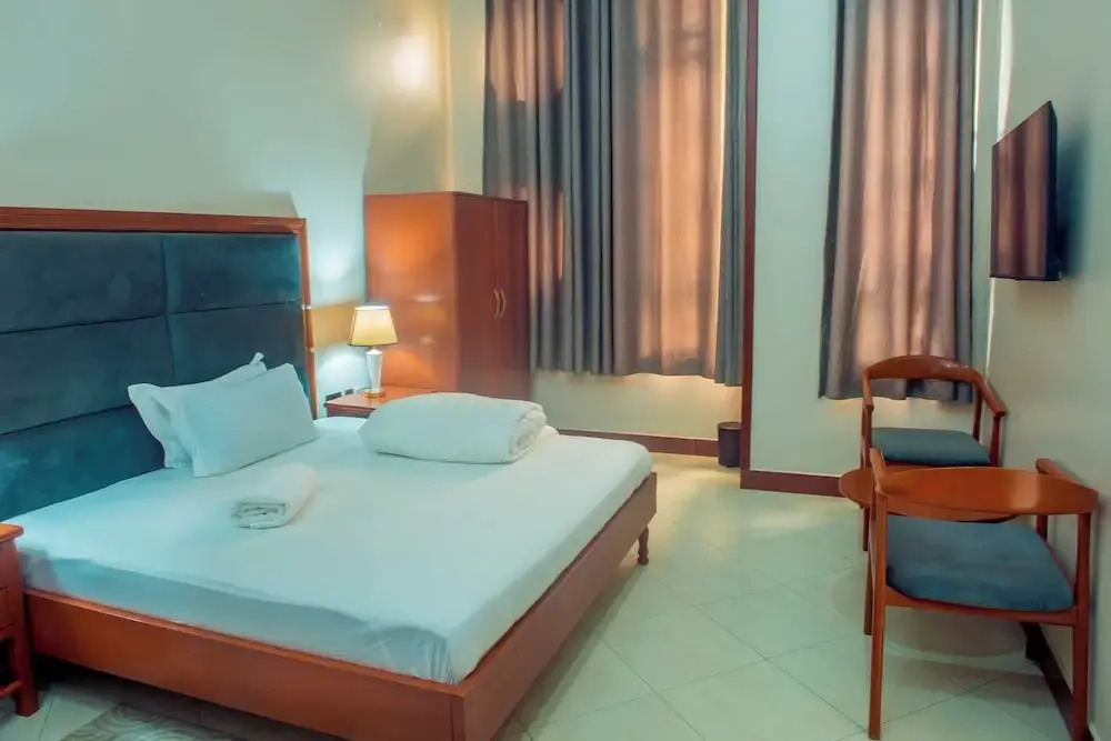 Rostel Villa Hotel