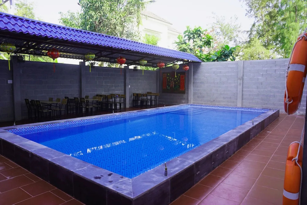 Hoang Y Homestay