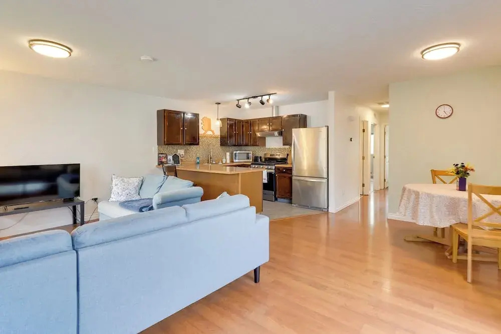 3 Mi to Alaska Zoo: Family Home in Anchorage!