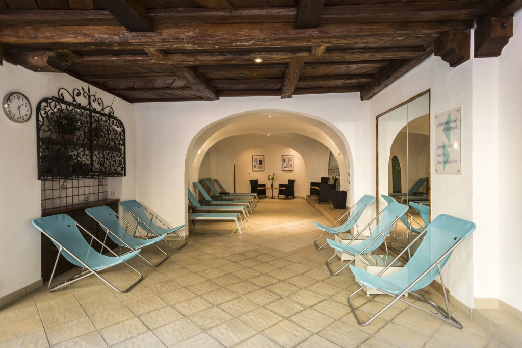 Zermatt Budget Rooms at Alpen Resort, Spa & Dining