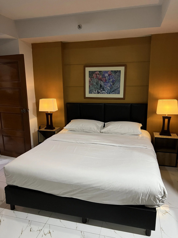Mall Suites Hotel