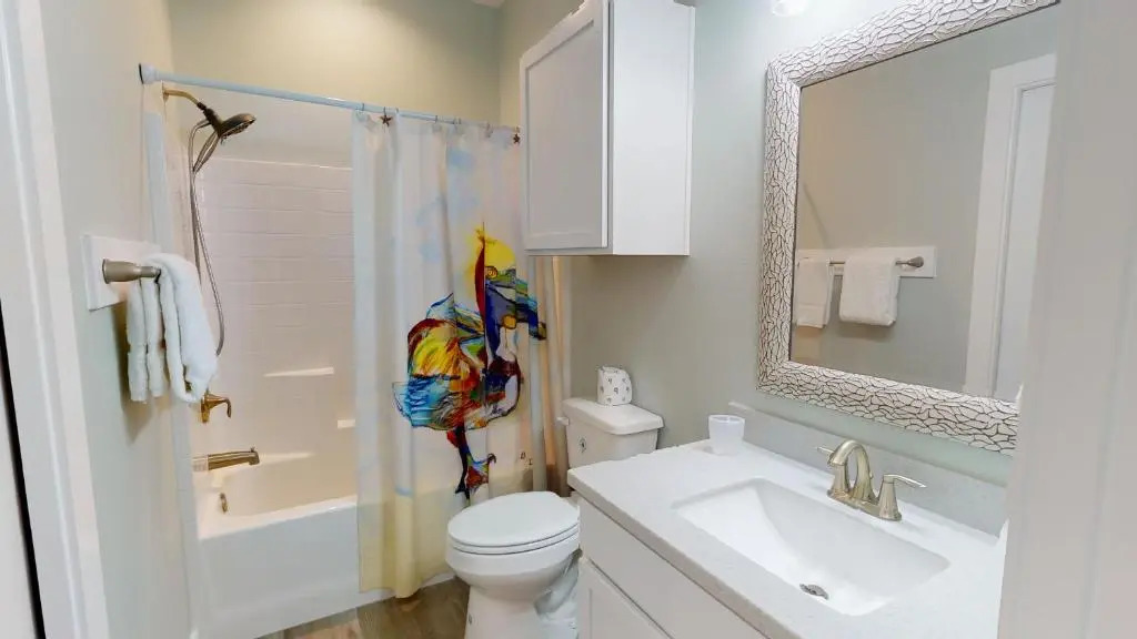 BC106 Stay and play at Twisted Pelican, this cozy home steps from all of the activities in Port A