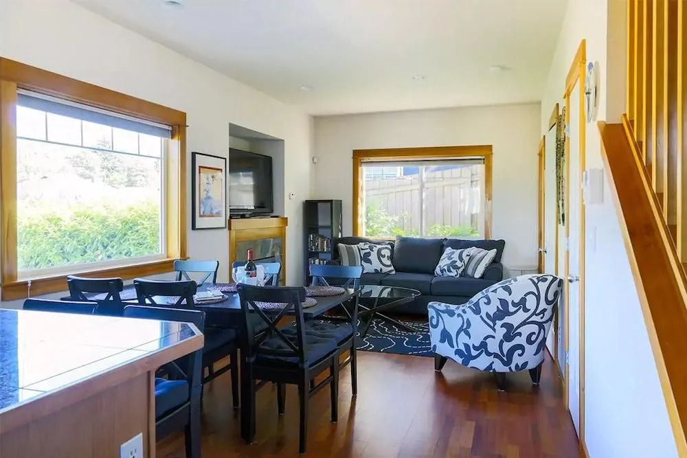 Seattle Vacation Home: The Chalet