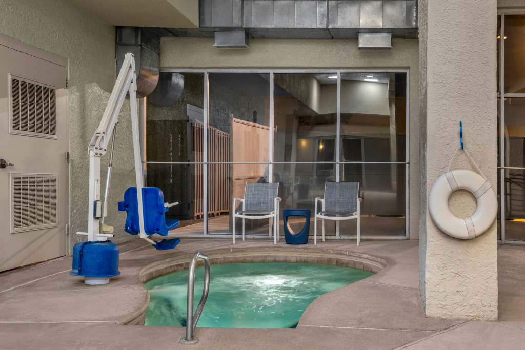 El Paso Suites Hotel