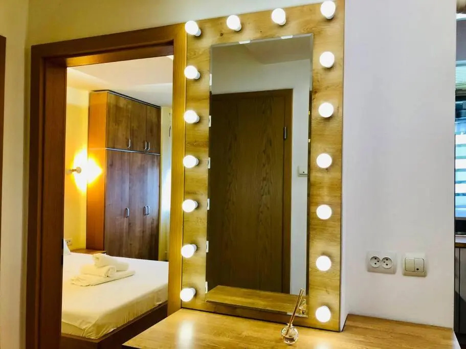 Ultra-central apart -3 ROOMS- Cathedral view VIC3