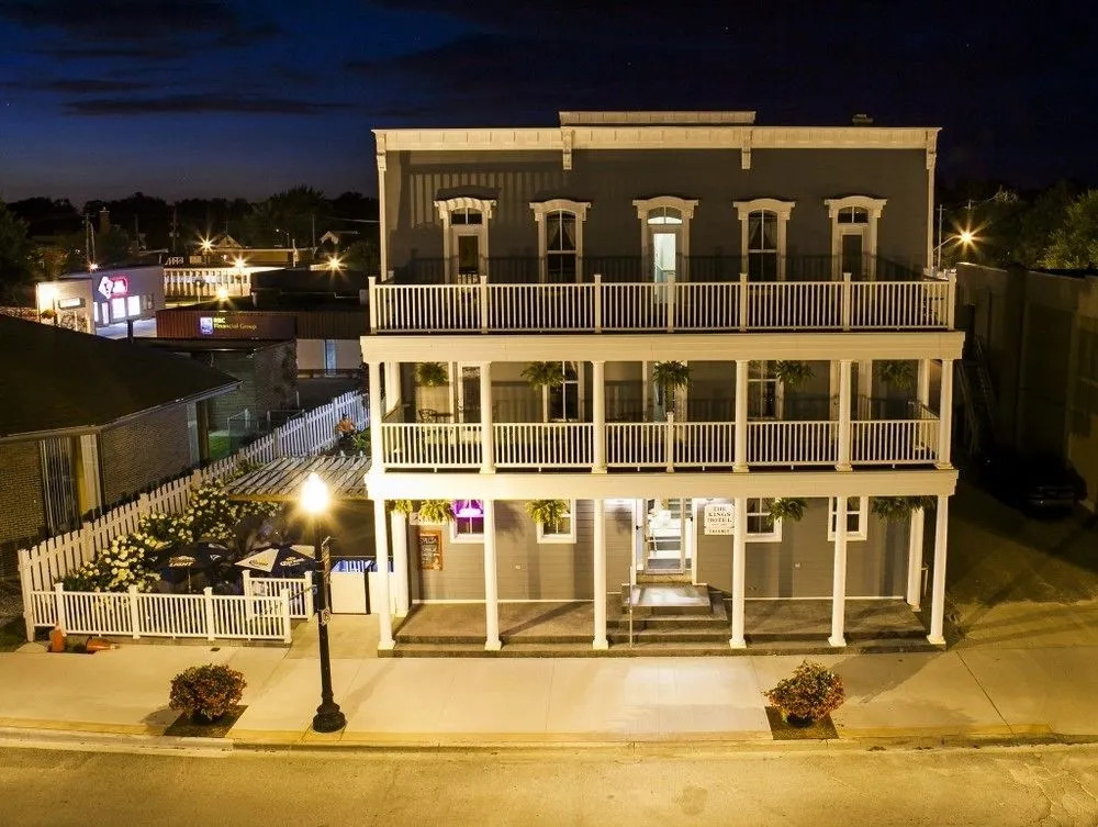 The Grove Hotel