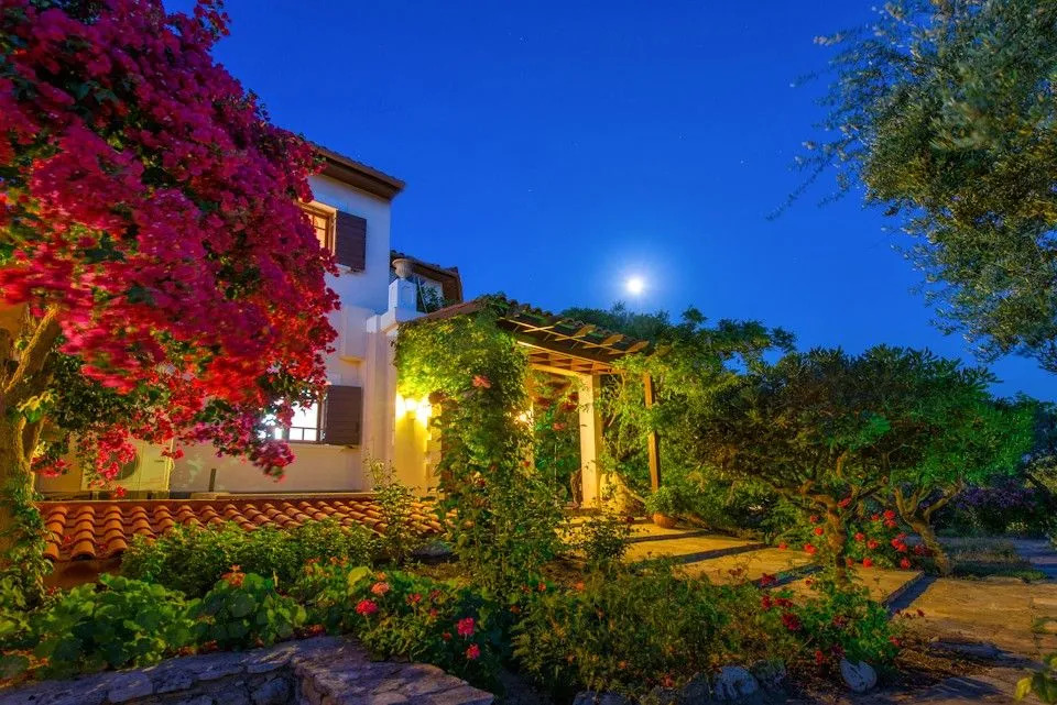 La Dolce Villa Luxury Villa
