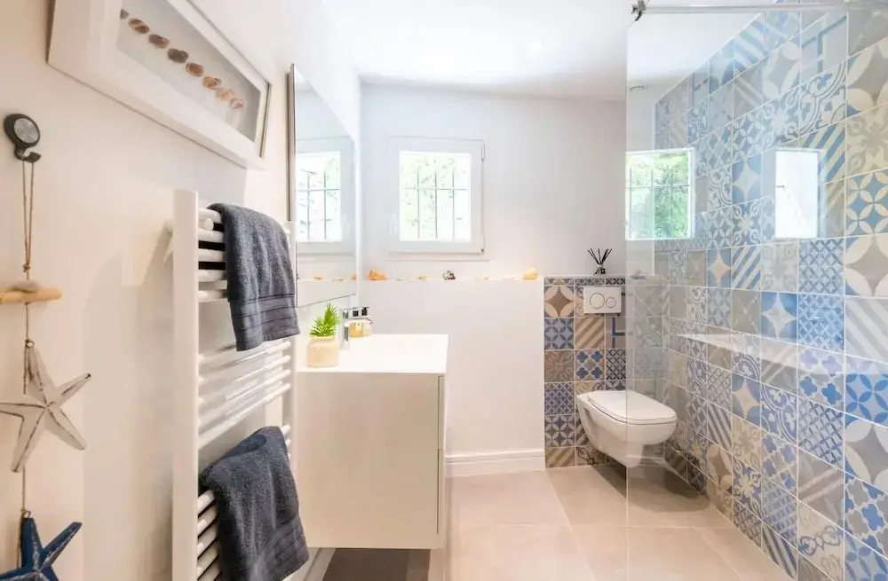 Villa Les Adrets Mandelieu hillside with pool - 2303