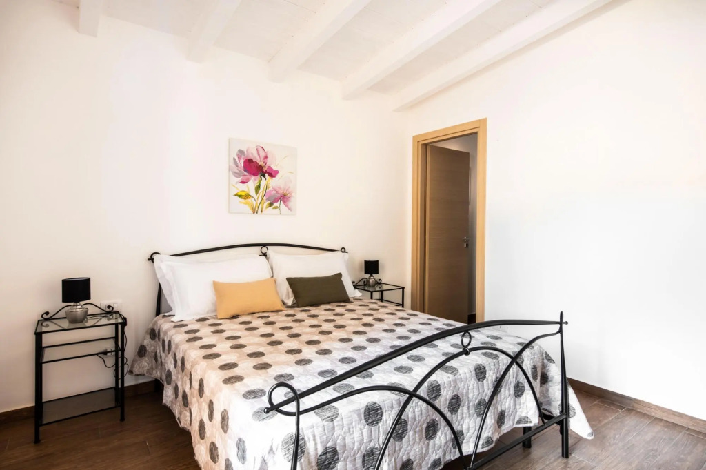 Kalsa Apartment with Terrace by Wonderful Italy