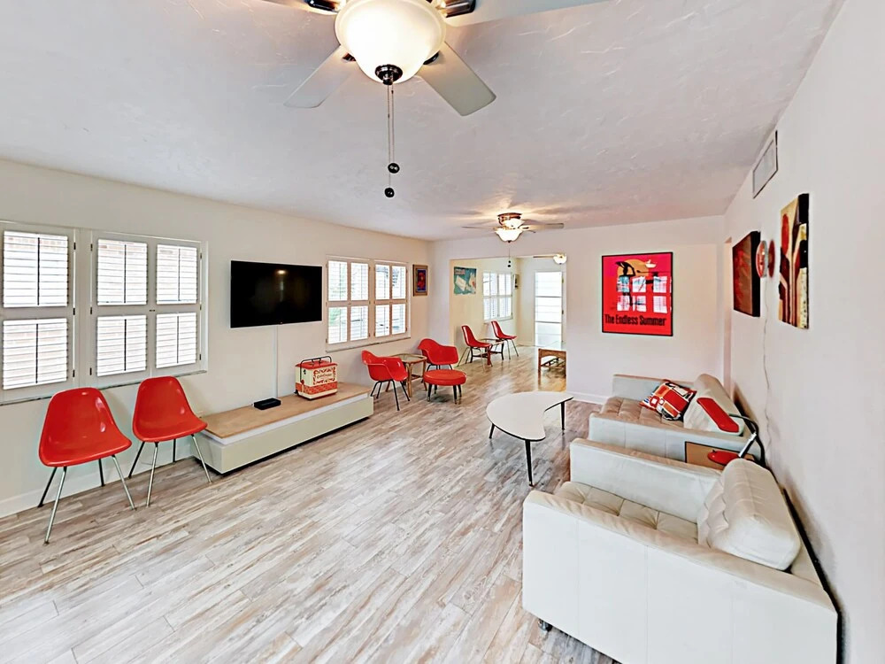 Endless Summer - 2 Br Home
