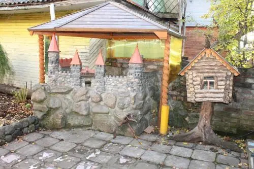 Guest House on Atlasova