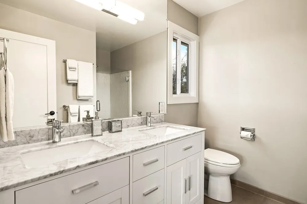 1349 Cherry Tree Court Home 4 Bedrooms 3 Bathrooms Home