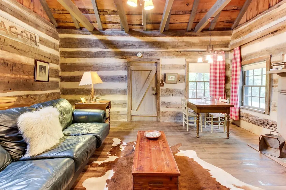 Town Creek Log Cabin