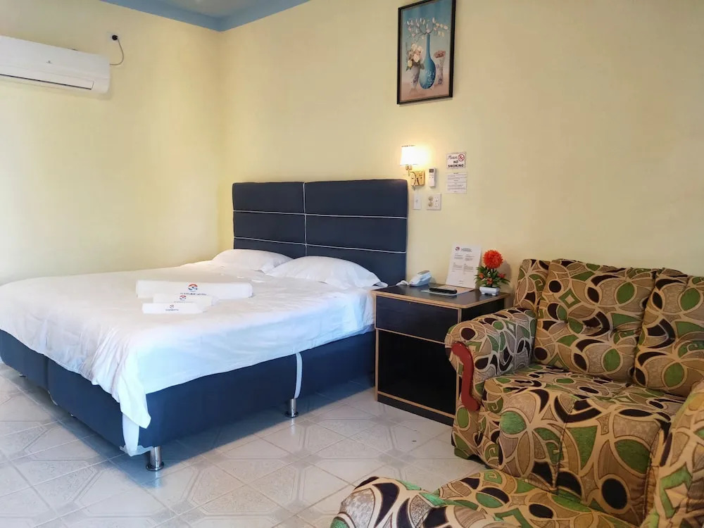 Sunshine View Hotel