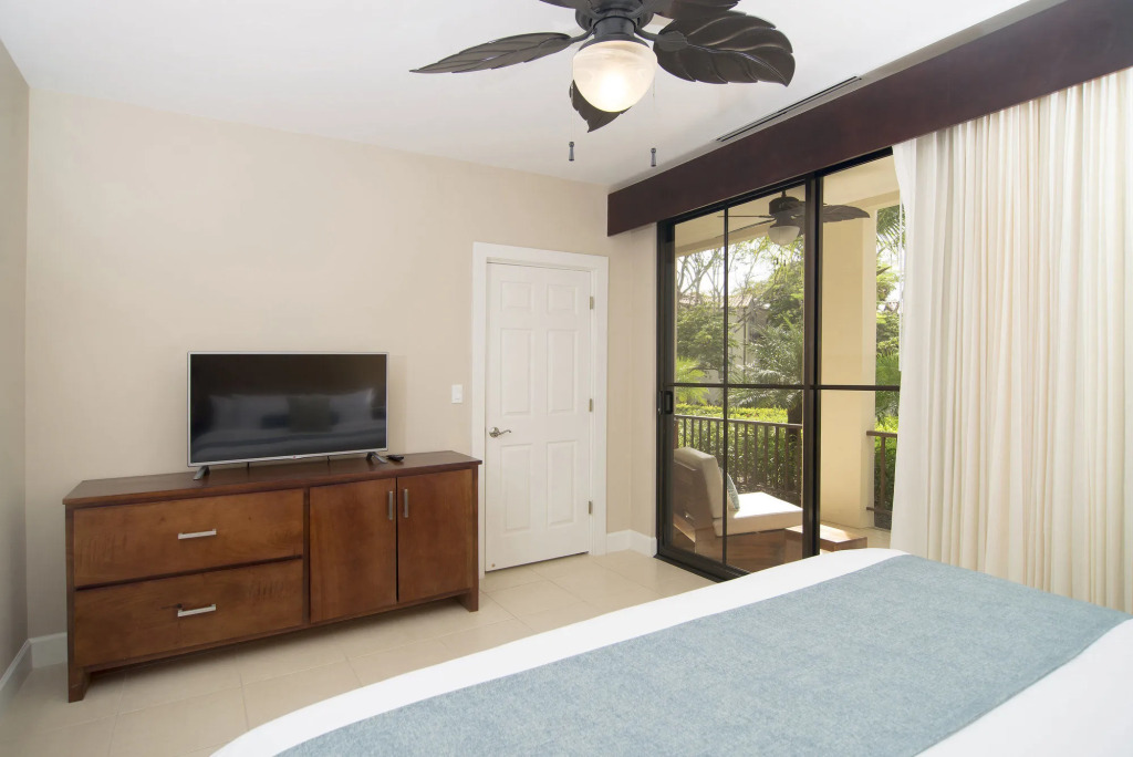 Breeze Private Residence Club