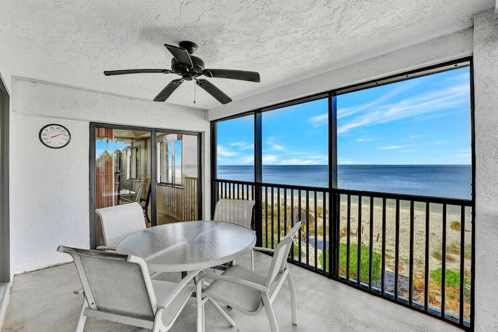 Sandy Beach Retreat