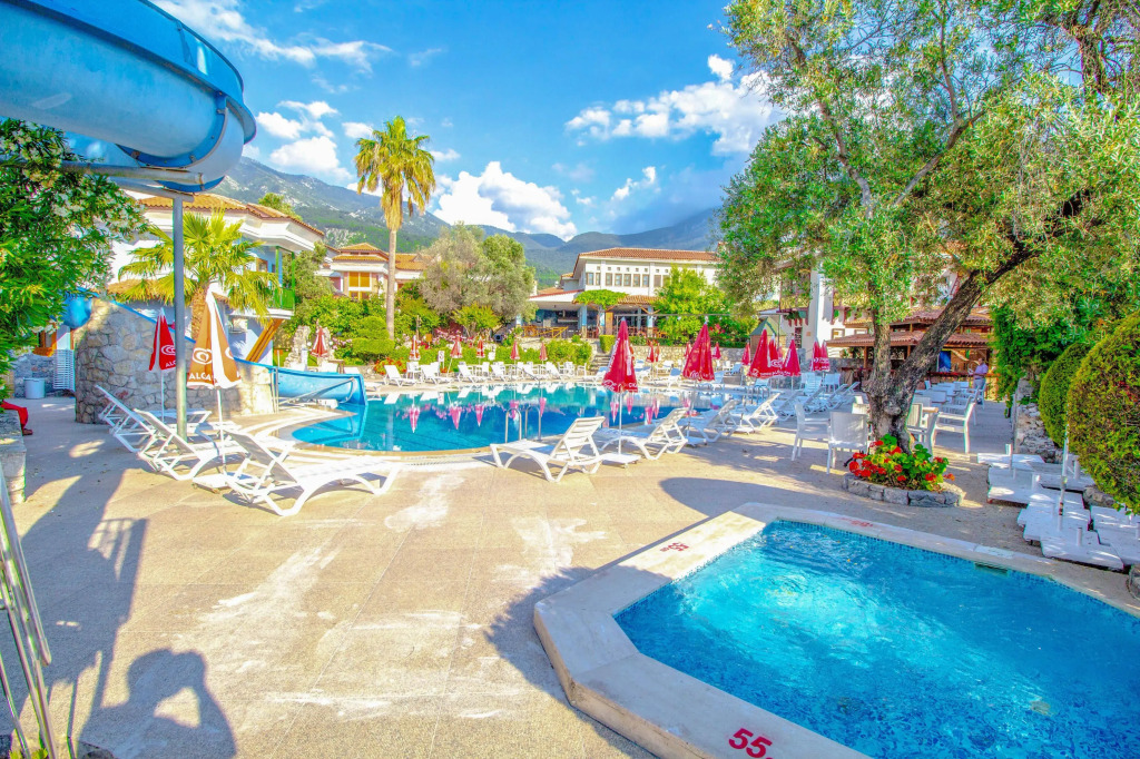 Zehra Holiday Village - Halal Concept