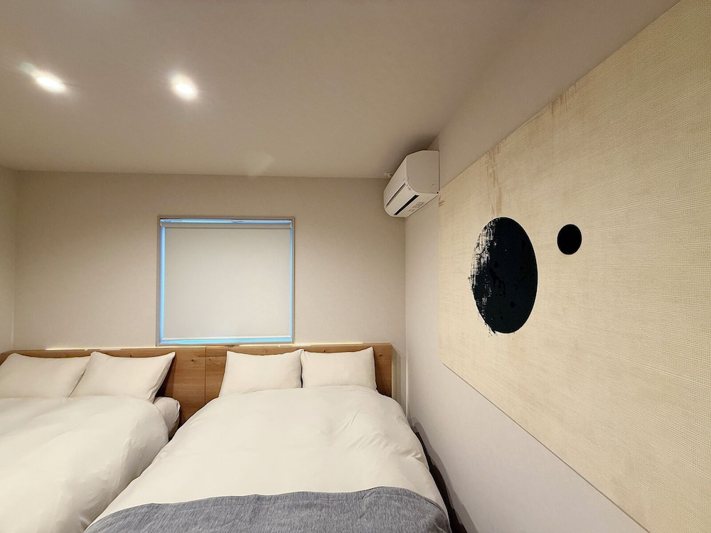 THE SAKAI SUITE by b hotel - New Spacious Apartments