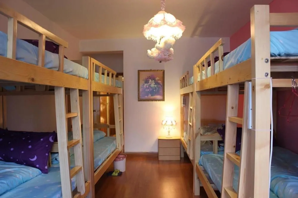 Chengdu Yuesijia Youth Apartment