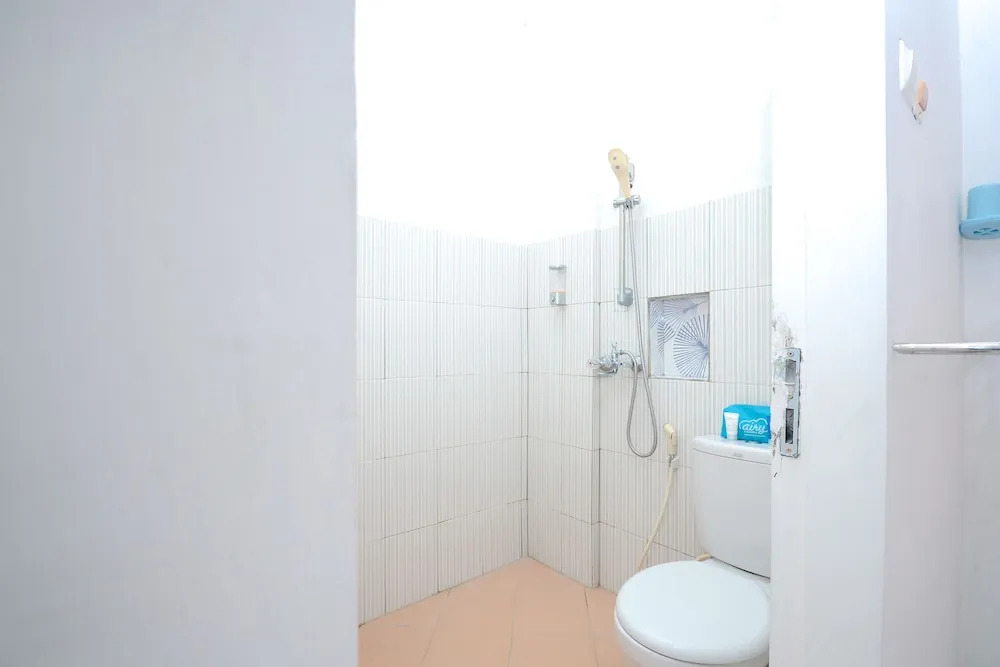 Airy Eco Syariah Sukomanunggal Darmo Permai Timur Dua 72 Surabaya