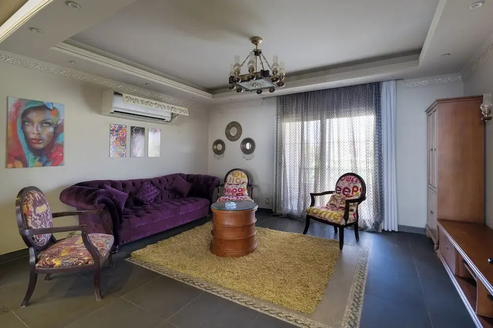 Villa with private pool and garden