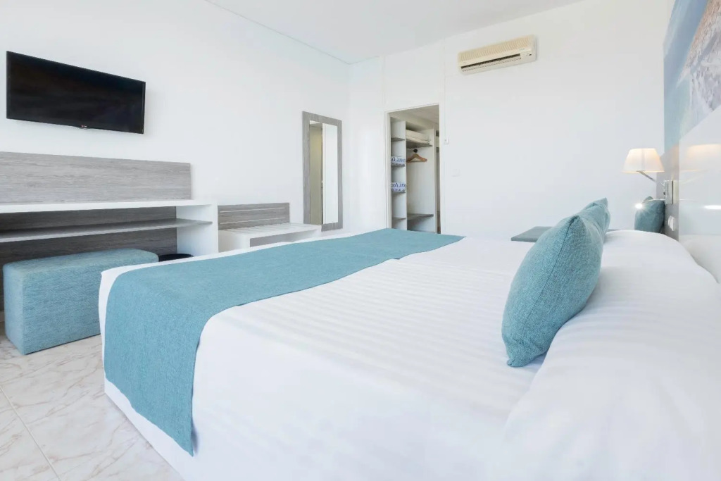 azuLine Hoteles Mar Amantis & II