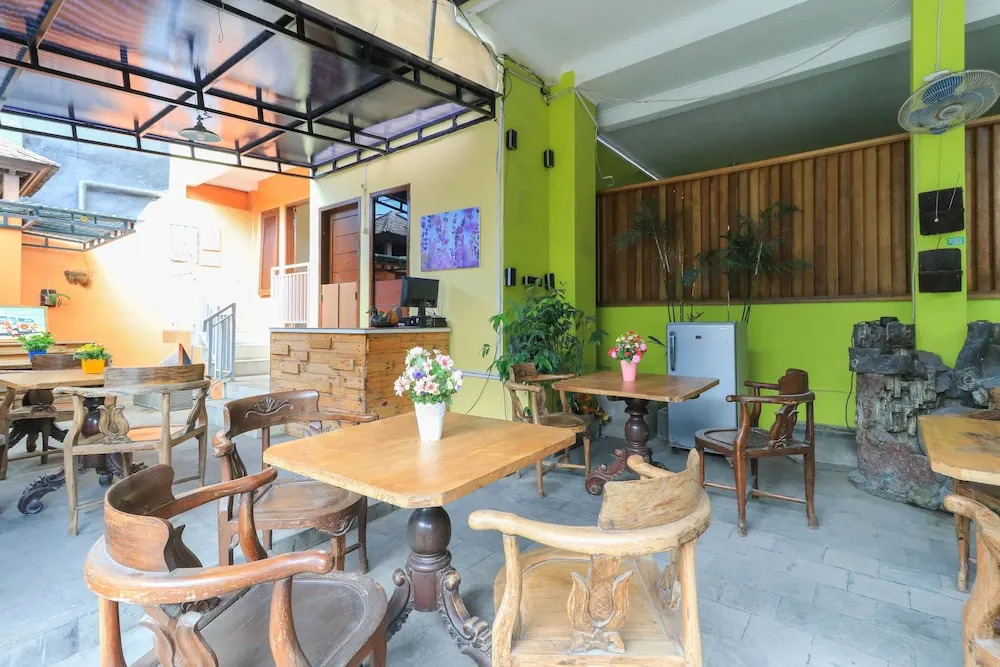 Lavender Hostel