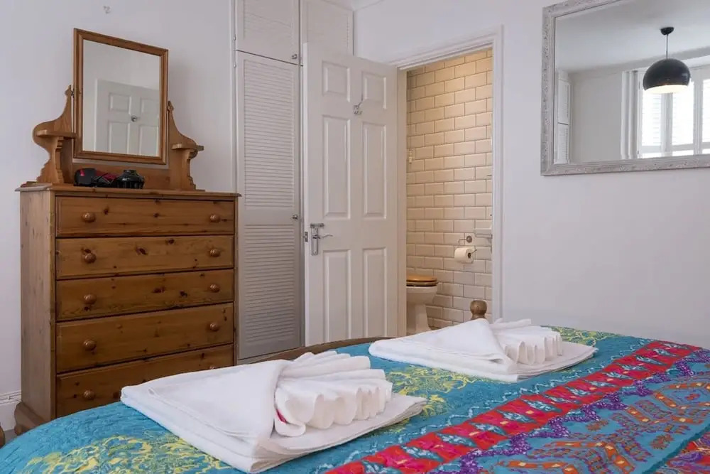 Host Stay Over Arches