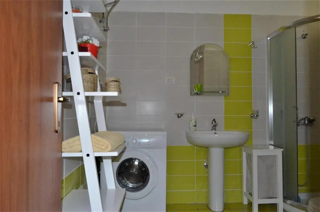 Blas Apartments