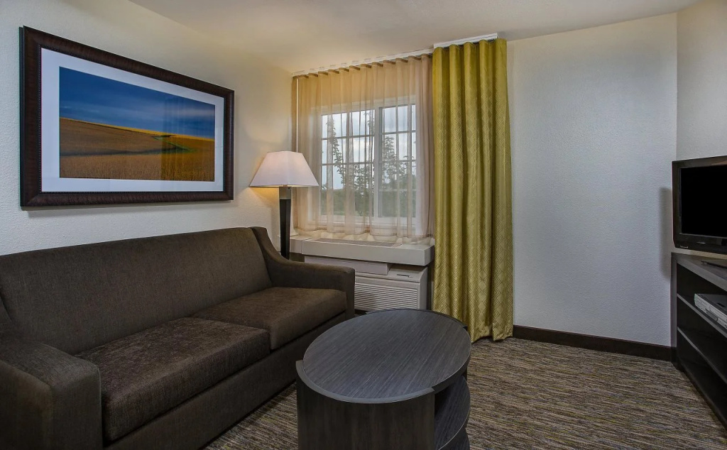 Candlewood Suites Louisville Airport by IHG