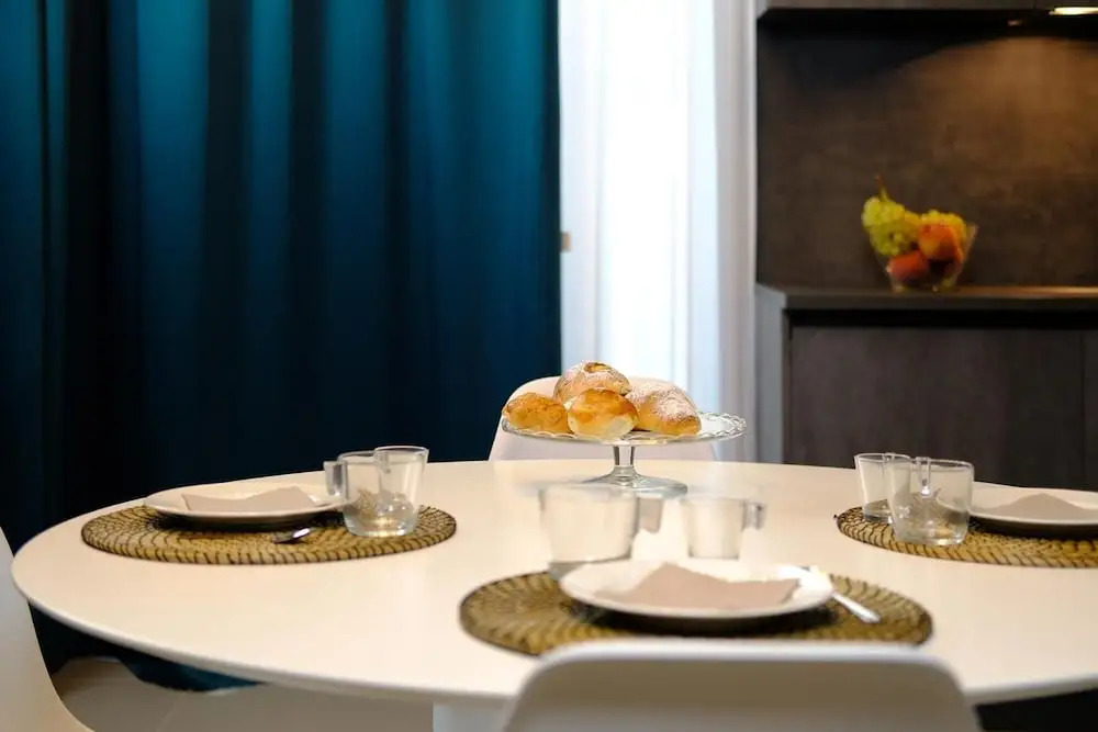 B&Bari, via Cairoli, Le Case di Aurelia guesthouse
