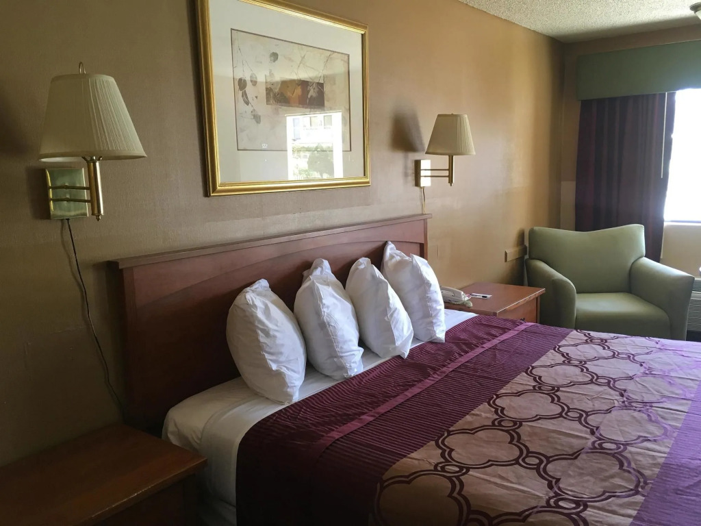 Americas Best Value Inn - Carson City