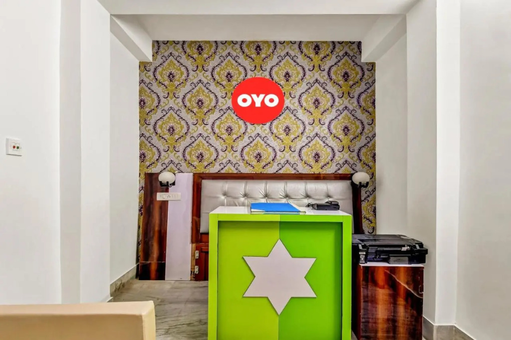 OYO 88202 Starlight Guest House