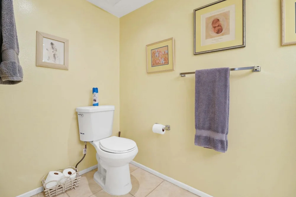 2BR 2BA Charming Cathedral City Condo With Territorial Views