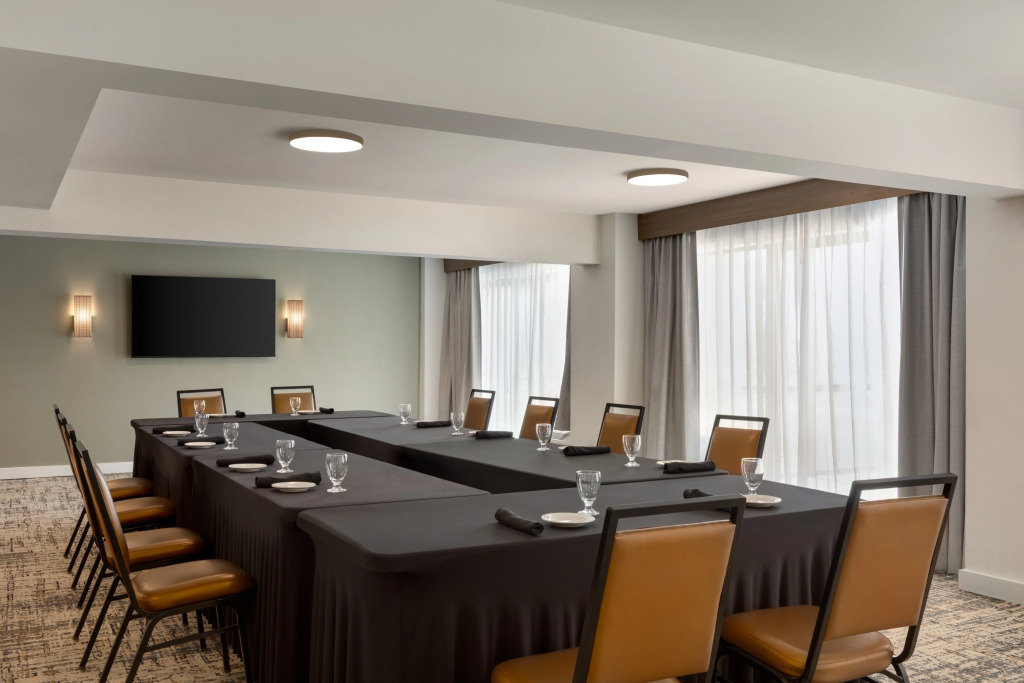 Holiday Inn Virginia Beach - Norfolk by IHG