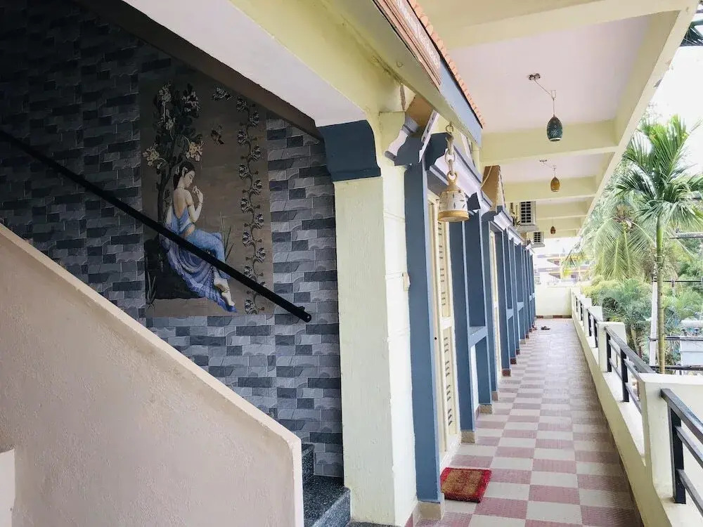 Dhana Dhaanya Residency by OYO Rooms