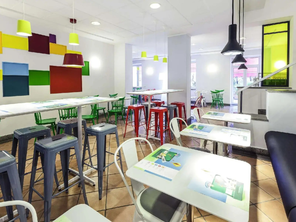 Ibis Styles Napoli Garibaldi